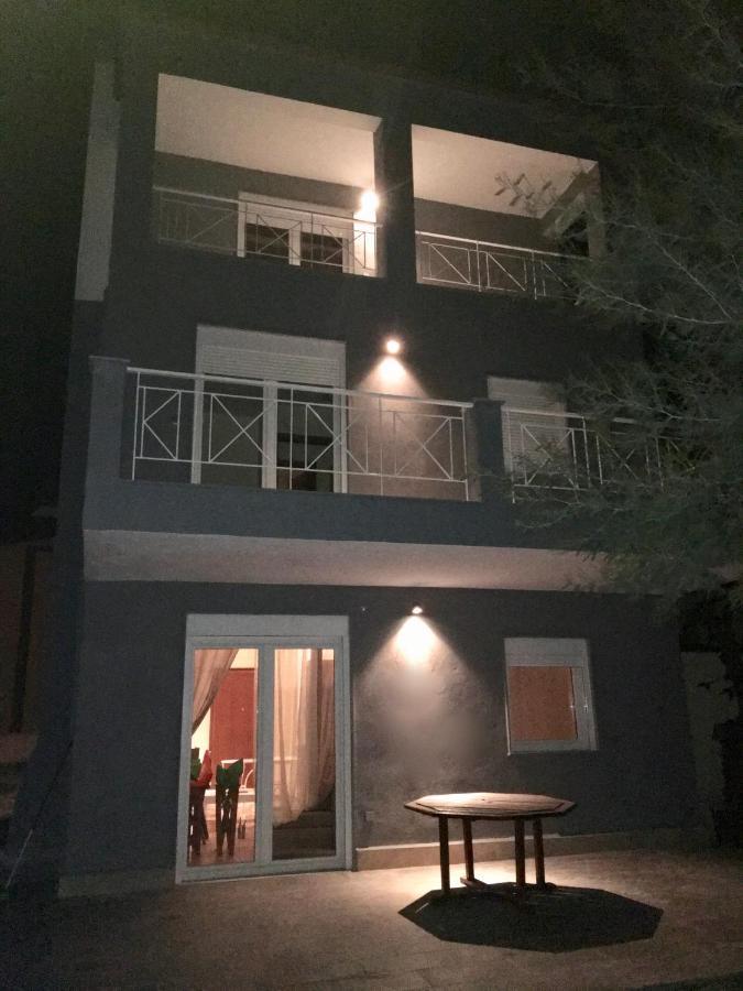 Modern House Guest House Afytos Exterior photo